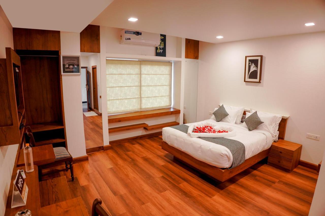 Mpsroyalsuites Perintalmanna エクステリア 写真