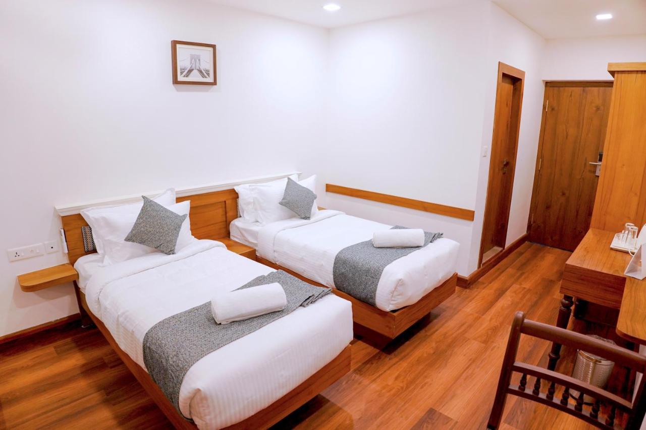 Mpsroyalsuites Perintalmanna エクステリア 写真